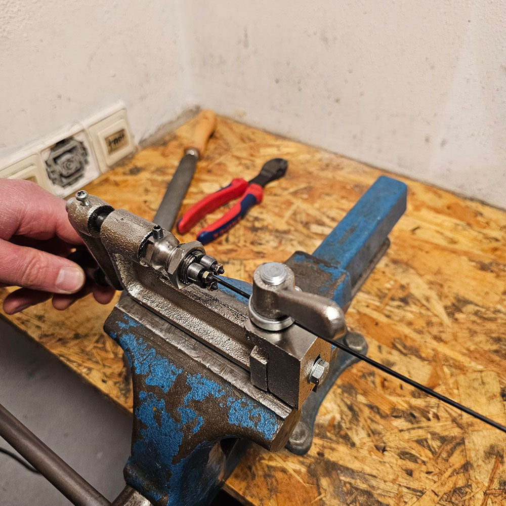 Spoke Cut and Threaded to Size