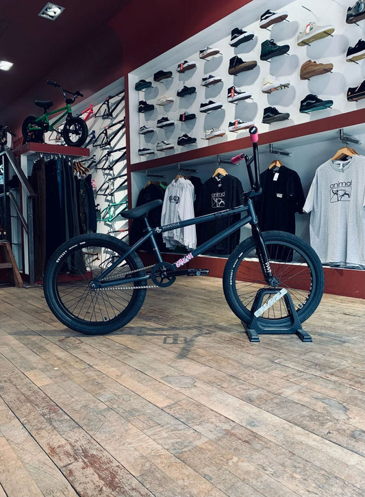 Check out this custom Soulcycle BMX!!