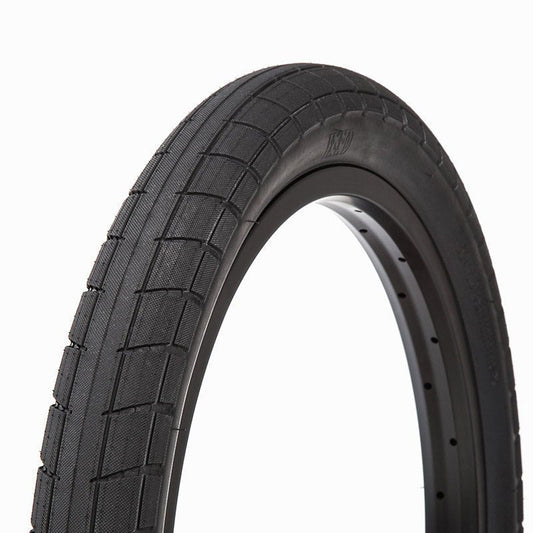 BSD Donnasqueak Tire