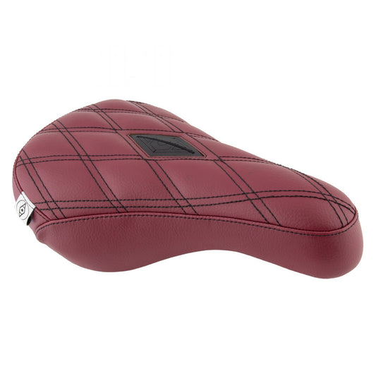Alienation Gripper Seat
